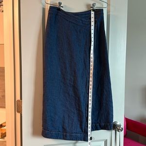 Massimo Dutti denim straight envelope skirt. Worn once!